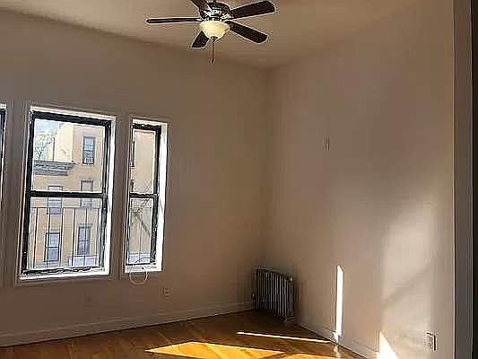 5th image of 433 Rogers Ave APT 3C