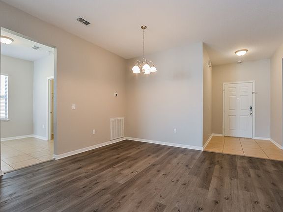 5th image of 5471 Silver Thistle Ln