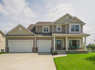 280 S 84th St, West Des Moines, IA 50266