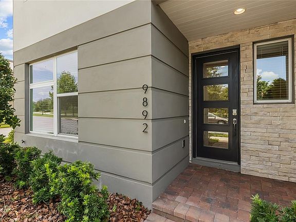 3rd image of 9892 BUCKLOW HILL DRIVE