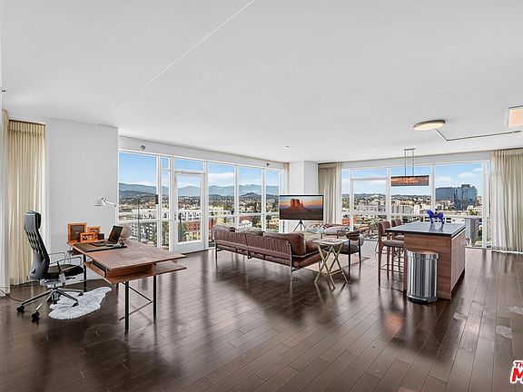 2nd image of 3785 Wilshire Blvd APT 1212