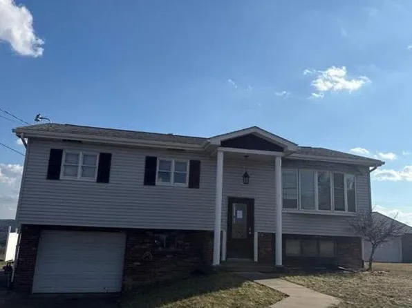 109 Mary St, Mingo Junction, OH 43938