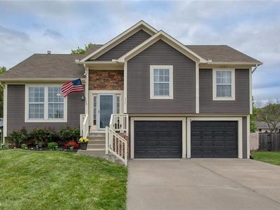 930 NW Scenic Dr, Grain Valley, MO, 64029