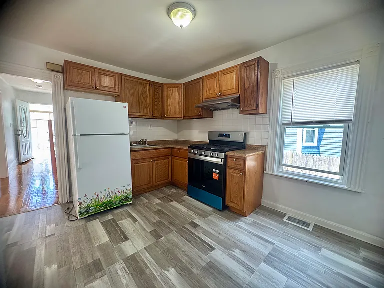 68 Farrington St #1 — Photo 20