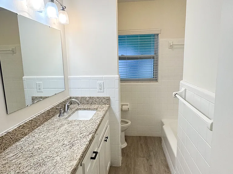 4315 Blonigen Ave — Photo 10