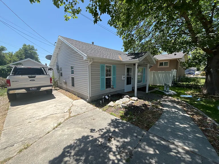 281 W Wasatch St — Photo 4