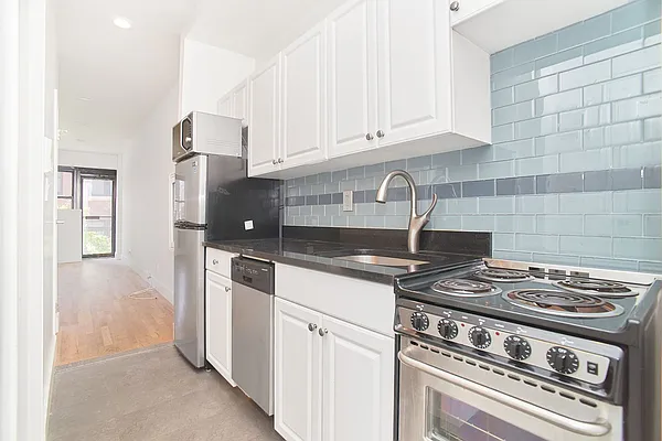 Rented by Living New York | media 12