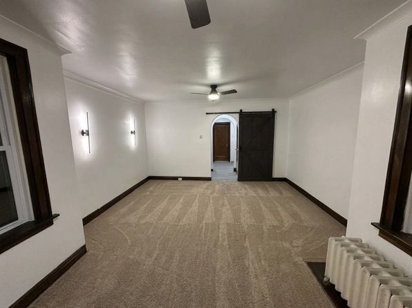 115 E Jackson St #11