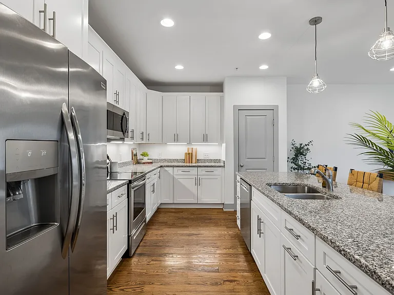 720 Flint Ridge Dr — Photo 8