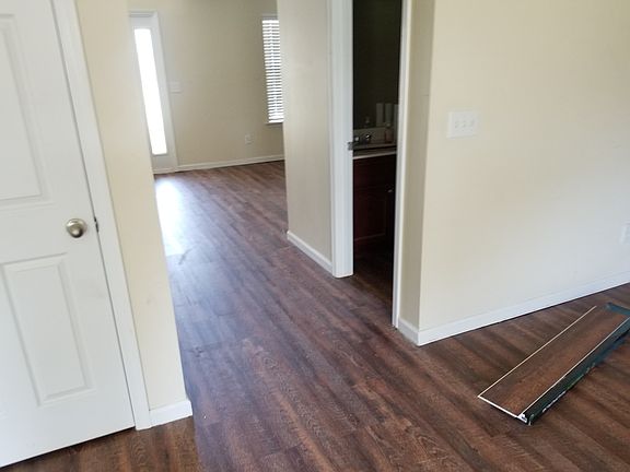 3rd image of 4822 Brownston Ct SE