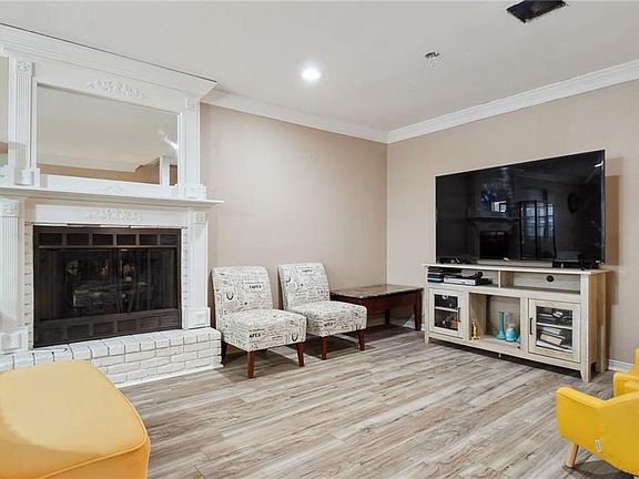 3rd image of 5161 Mount Shasta Ln