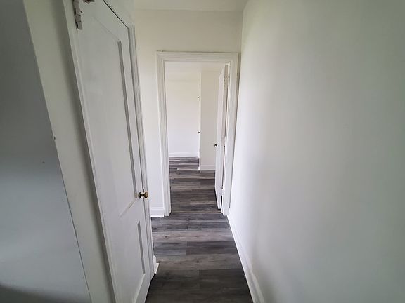 2nd image of 818 S Broom St APT 2C