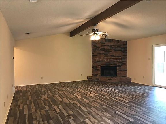 2nd image of 6223 Cool Springs Dr