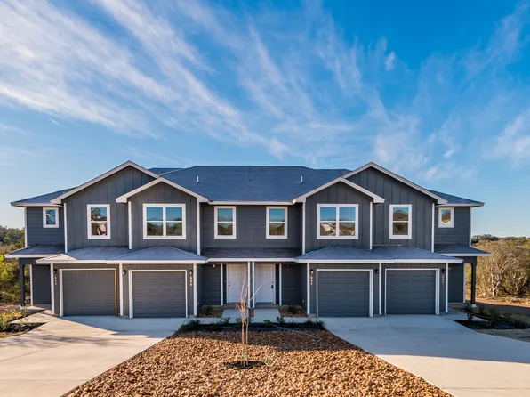 689 Ryan Xing, San Antonio, TX 78253