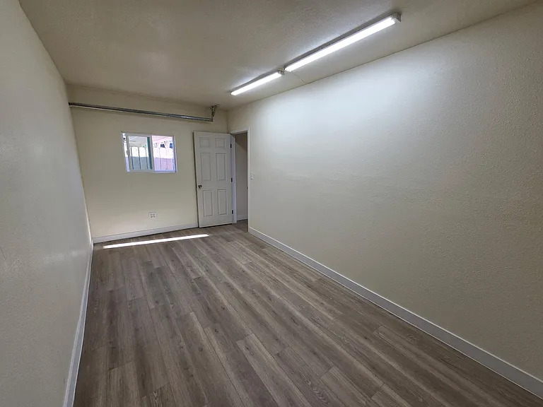 1175 Cypress Ave #B — Photo 10