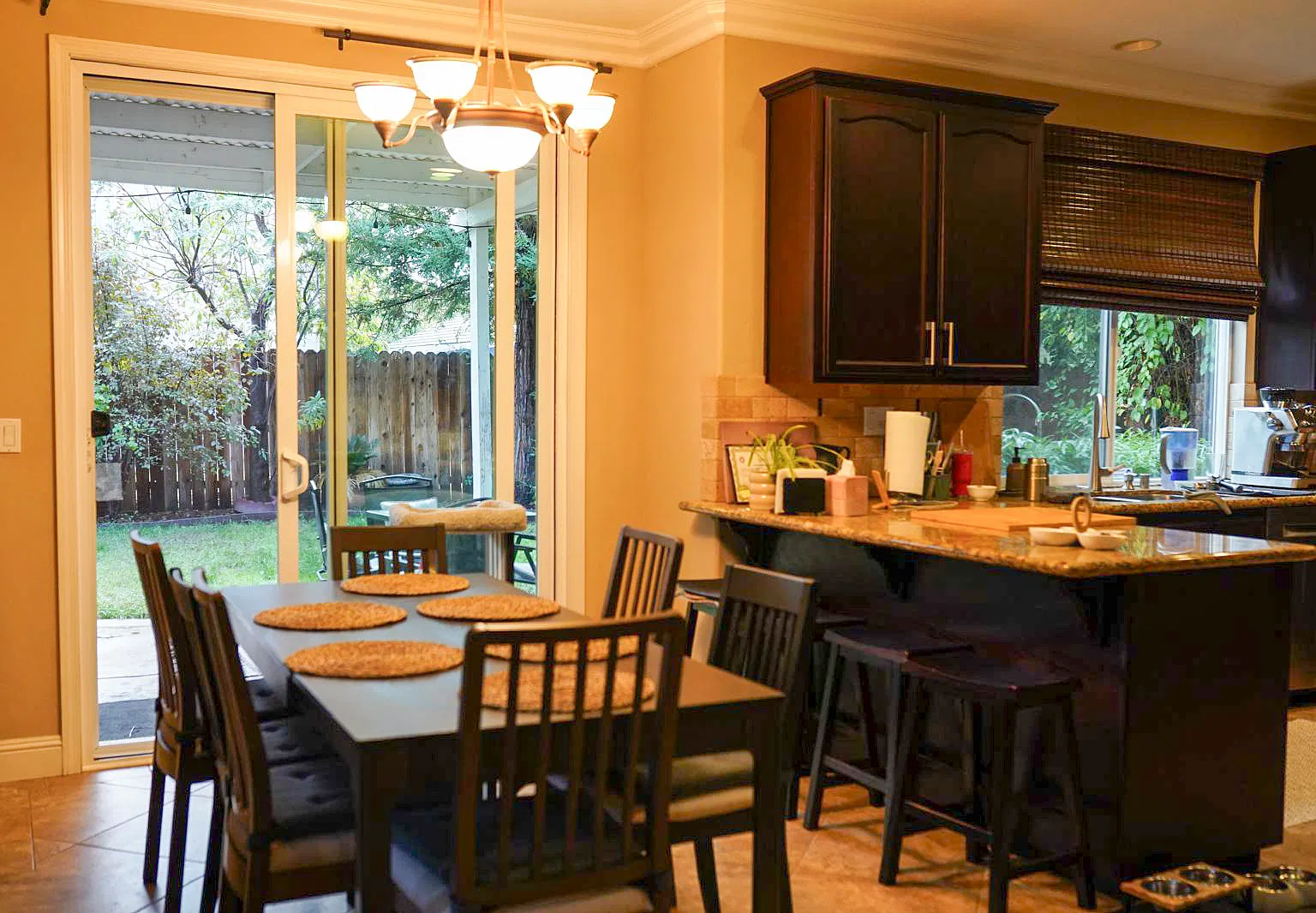 4 bed, 1851 sqft, $3,000 — Photo 2