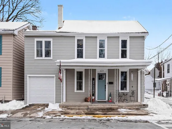 329 Chestnut St, Mount Holly Springs, PA 17065