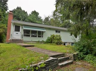 390 Read St, Seekonk, MA 02771