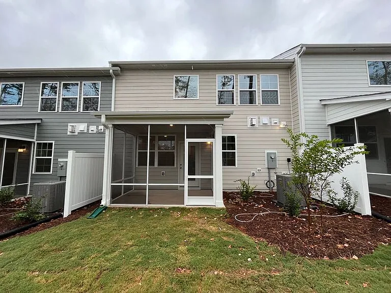 1512 Chirping Bird Ct — Photo 32