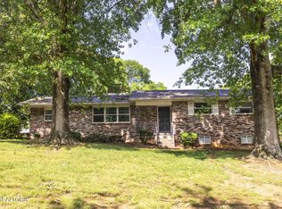 2216 Laurinda Rd, Knoxville, TN 37914