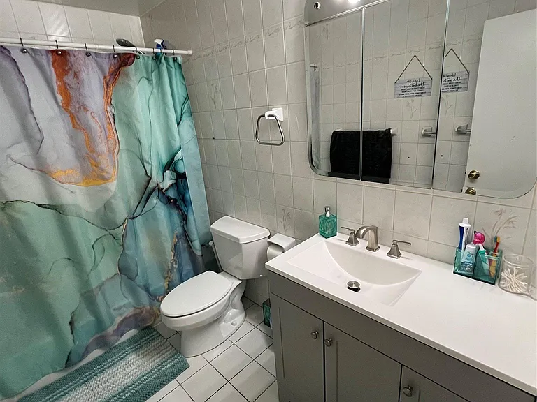 32 Madison Ave — Photo 8