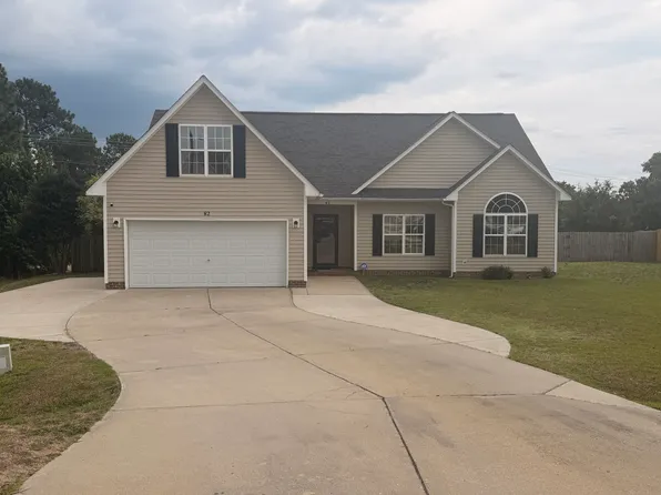 82 Macon Ct E, Sanford, NC 27332