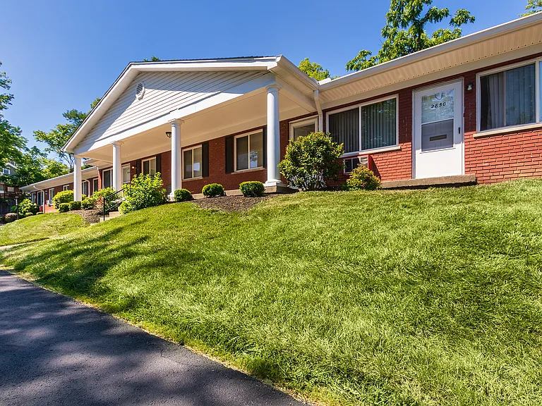 Colonial Ridge — Photo 70