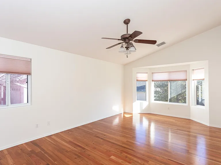 1654 Saint Andrews Way — Photo 12