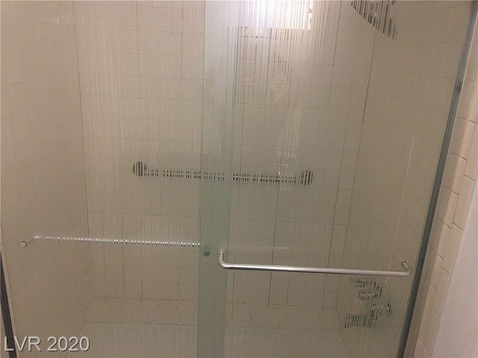 2nd image of 2522 Love St