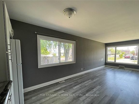 3rd image of 7267 Fern Ave