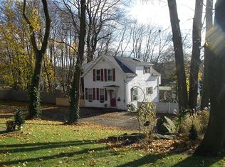 12 Pierce St, Coventry, RI 02816