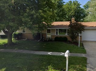 7708 Buffalo Grove Rd, Loves Park, IL 61111