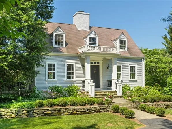 15 Rumstick Rd, Barrington, RI 02806