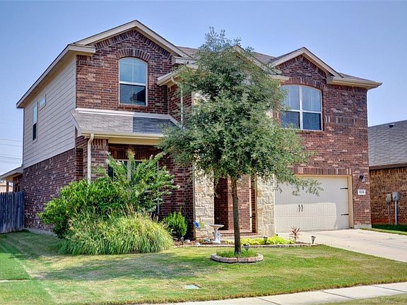2nd image of 1033 Doe Meadow Dr