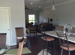 7439 Pebble Lake Dr, Mechanicsville, VA 23111