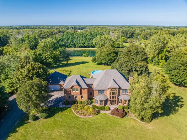 215 Gillett Rd, Spencerport, NY 14559