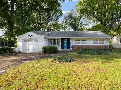 8 Buckeye Dr, Saint Louis, MO, 63135