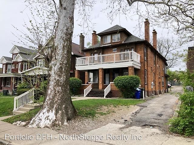 1st image of 112 E 16th Ave