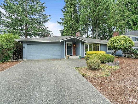 2nd image of 2605 169th Avenue NE