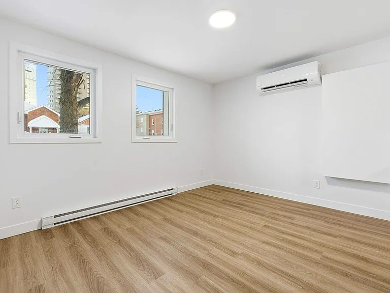 75 Genest St — Photo 13