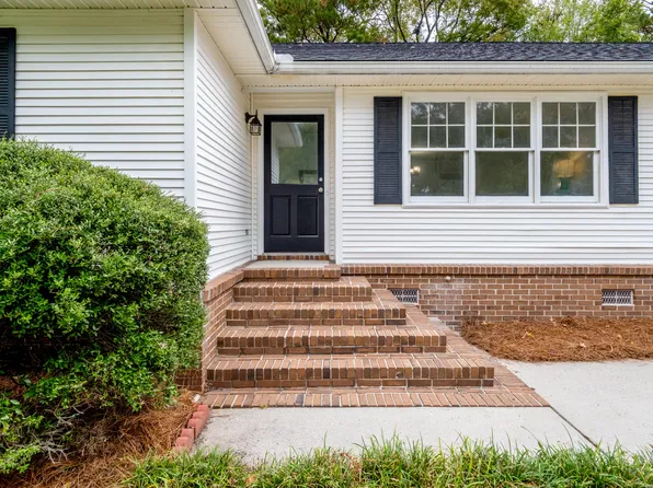 84 Shadowmoss Pkwy, Charleston, SC 29414