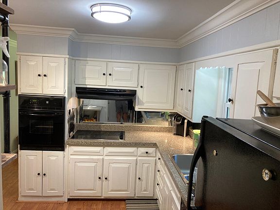 5th image of 4232 Smithsonia Dr