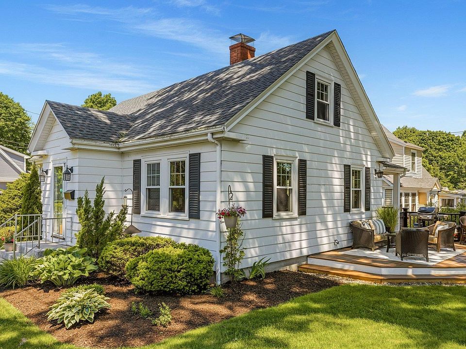 1st image of 115 Fairview Avenue