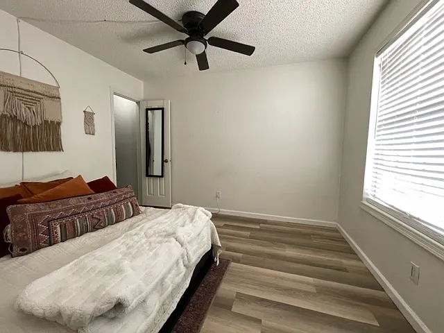 820 W University Dr #2 — Photo 7