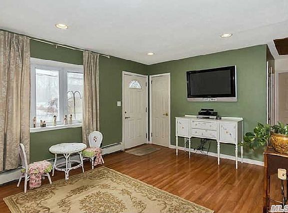 2nd image of 545 Rockaway St