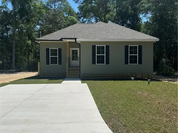 61446 Marie Dr, Lacombe, LA 70445