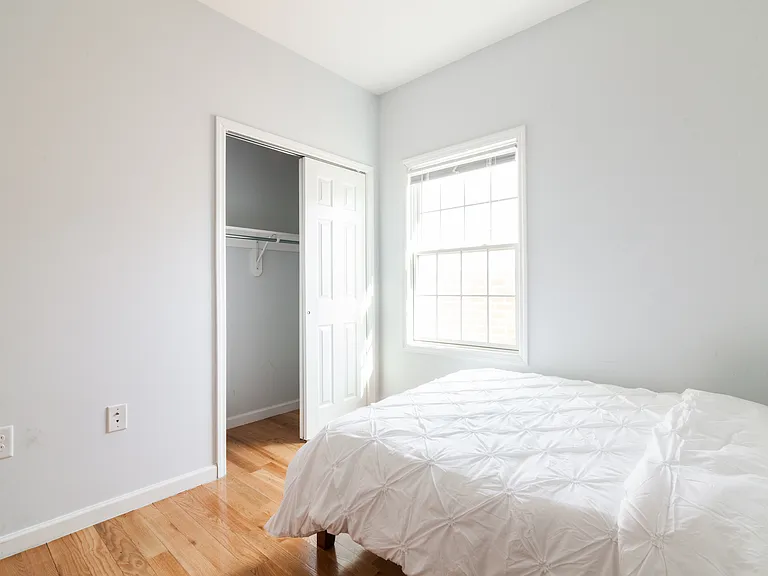 136 Grace St #2 — Photo 19