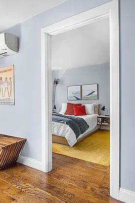 3rd image of 954 Bergen St APT 3G