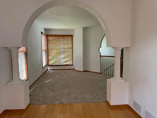 1004 N Columbia St — Photo 24