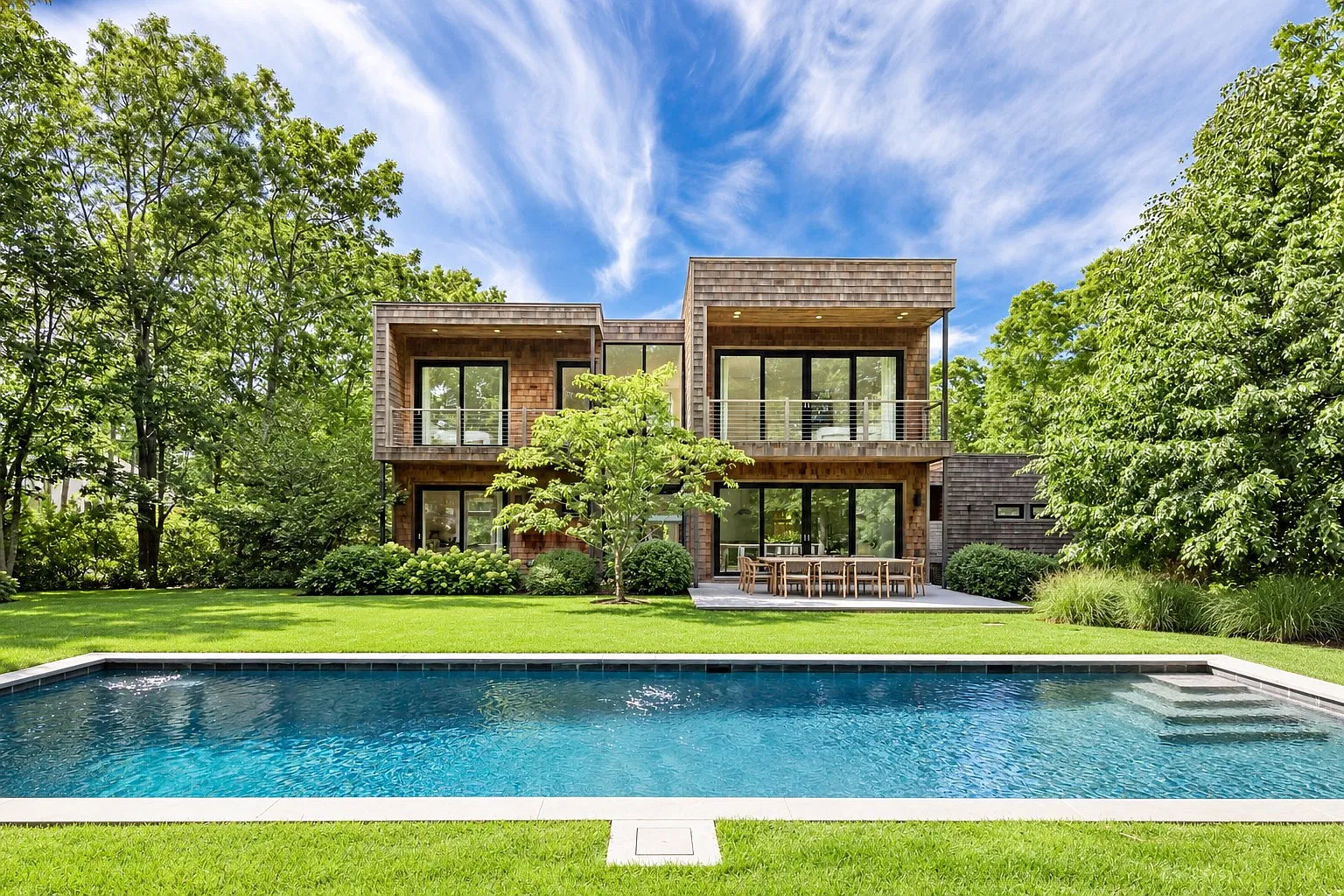 Stunning Modern Home For Rent In Sag Harbor — Photo 1